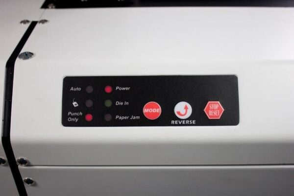 Akiles Versamac Plus Auto Punch Paper Control Panel